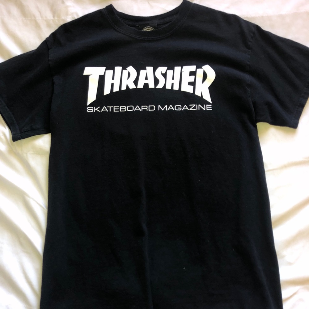 Black thrasher t shirt
